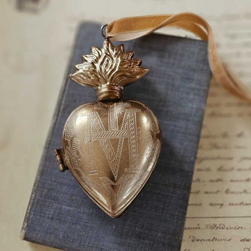 Sacred Heart Locket Box